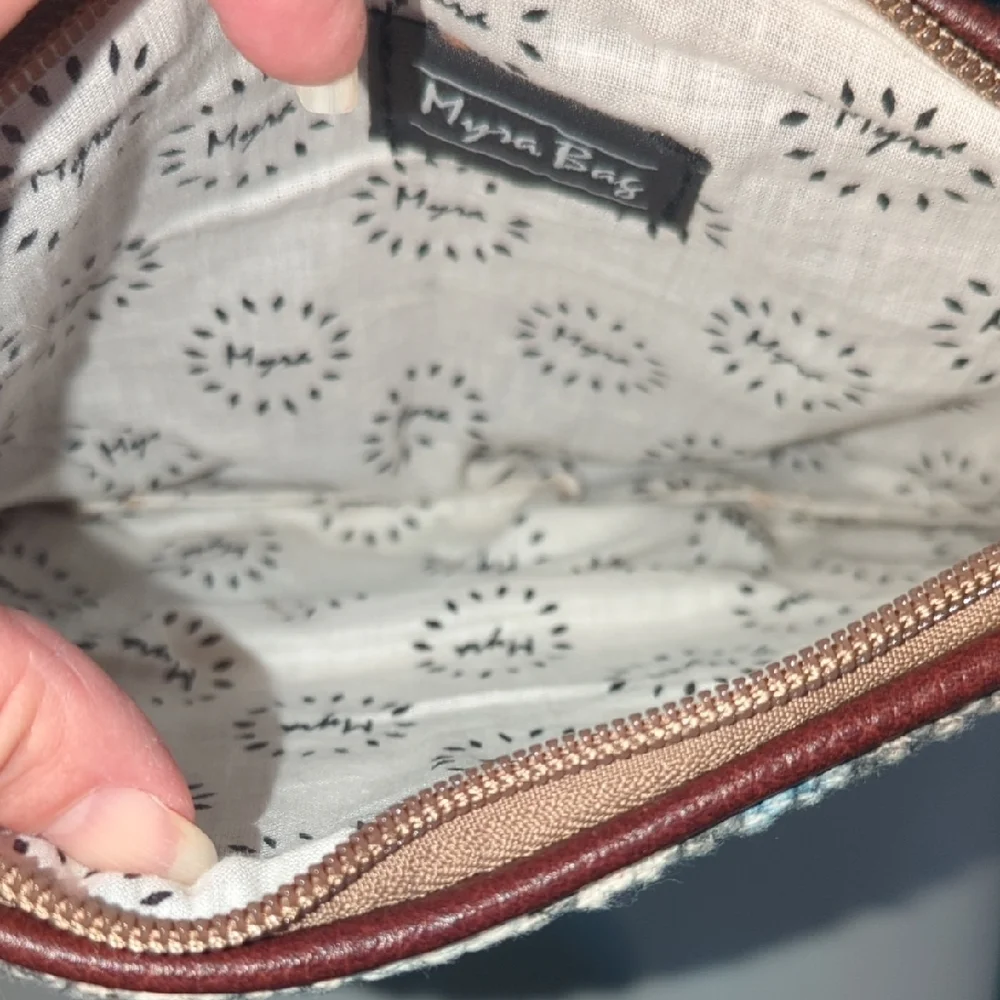 Myra Stylish Gray and Blue Women's Bag - Picture 3 of 7